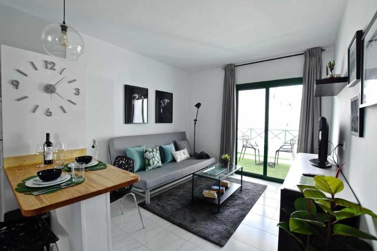 Holyhome Apartment 208 Коста Тегисе Екстериор снимка